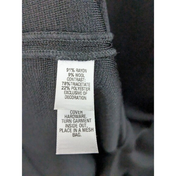 ST. JOHN Santana Knit Dress Sleeveless Embellished Waist Color Block Black Sz 12 - Picture 11 of 12